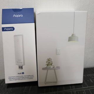 아카라 조명 스위치를 누워서 끄는 방법 (스마트 조명 스위치 2구 + 무선 리모트 스위치 1구 T1, 스마트 허브 E1) — 5점을 준 리뷰어가 2021년 11월 올린 사용 사진