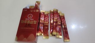 힘내라김홍삼 하루홍삼정스틱 10g x 10포 — 5점을 준 리뷰어가 2021년 3월 올린 사용 사진