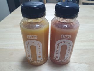 BLENDY'S 핑크 스무디+블론디 스무디 — 5점을 준 리뷰어가 2022년 4월 올린 사용 사진
