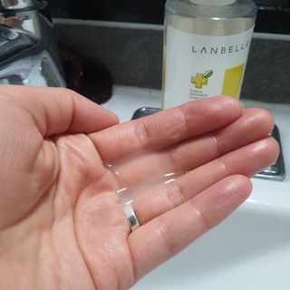랑벨 내츄럴 딥 포어 클렌저 210ml (저자극 약산성 천연 클렌징 젤) — 5점을 준 리뷰어가 2022년 4월 올린 사용 사진