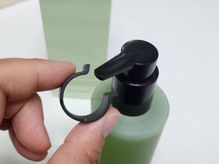 프리마인 메이크업과 들뜨는 각질까지 한방에 깐달걀로! 순하기까지한 셀베이스 그린티클렌저(200ml) — 5점을 준 리뷰어가 2023년 5월 올린 사용 사진