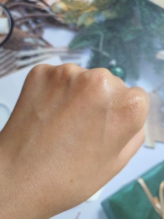 리더스코스메틱 리더스 카밍 바이오틱스 에센스 워터 — 5점을 준 리뷰어가 2021년 12월 올린 사용 사진