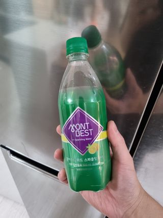 몽베스트 Montbest with Sparkling water Lemon OR Lime 20병(랜덤) — 5점을 준 리뷰어가 2021년 11월 올린 사용 사진