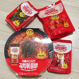 [서울시스터즈] CU 김치 4총사 세트-김치볶음밥, 김치큐브닭, 김치바삭김, 김치아몬드 — 4.5점을 준 리뷰어가 2021년 10월 올린 사용 사진
