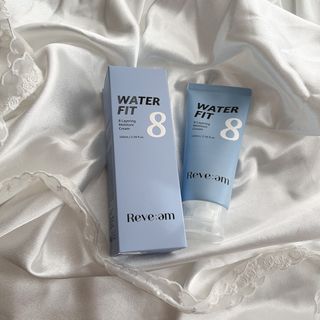 나우_ [리브엠]피부 속부터 겹겹이, 촘촘하게! 워터핏8중 수분착붙 크림 — 5점을 준 리뷰어가 2025년 1월 올린 사용 사진