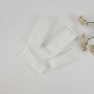 보타니티 촉촉수분자차 아쿠아핏 선 에센스 50ml + 보송톤업자차 징크 선 로션 50ml SPF50+ PA++++ (4/25) — 5점을 준 리뷰어가 2022년 5월 올린 사용 사진