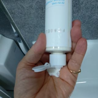 LIVE 포베리 올인원 엔자임 파우더 워시 + 토탈 솔루션 셀 에센스 미스트 — 4점을 준 리뷰어가 2022년 4월 올린 사용 사진
