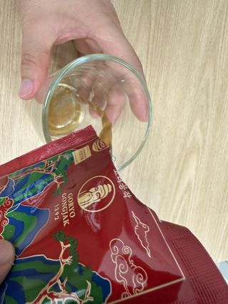 쿠팡구매평-[고려공작1392] 홍삼파우치 50mL X 30포 — 4.5점을 준 리뷰어가 2025년 9월 올린 사용 사진
