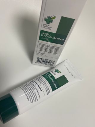 랑벨 랑바이오 블랙 시카 크림 50ml(블랙비 프로폴리스, 시카 4종, 판테놀 10 함유) — 5점을 준 리뷰어가 2022년 6월 올린 사용 사진
