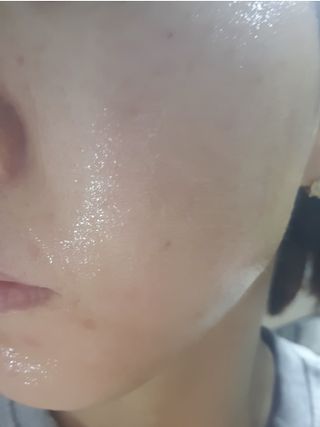 오투에니원 화이트 스완 갈락토미세스 비타민 C 워터 슬리핑 마스크 — 5점을 준 리뷰어가 2023년 2월 올린 사용 사진