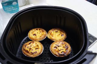 디앙뜨 포르투갈 에그타르트 오리지널 맛+패션후르츠+초콜릿타르트 맛 중 택1 — 5점을 준 리뷰어가 2021년 8월 올린 사용 사진