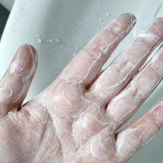 메르센보떼 레드파인 모이스춰 클렌징 폼 170ml — 5점을 준 리뷰어가 2022년 8월 올린 사용 사진