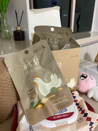 도그퓨어 푸드닭 강아지 닭고기 통살 애견간식 오리지널/차전자피/초록입홍합 — 5점을 준 리뷰어가 2021년 10월 올린 사용 사진