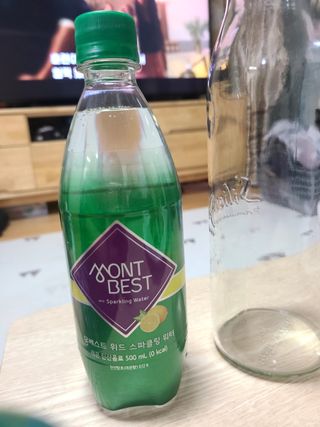 몽베스트 Montbest with Sparkling water Lemon OR Lime 20병(랜덤) — 5점을 준 리뷰어가 2023년 2월 올린 사용 사진
