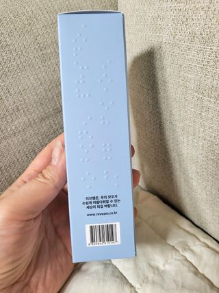 나우 [리브엠]피부 속부터 겹겹이, 촘촘하게! 워터핏8중 수분착붙 크림 — 5점을 준 리뷰어가 2025년 5월 올린 사용 사진