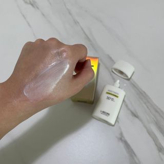 아이레시피 모이스트터치 스포츠 선밀크 50ml (SPF50+ PA+++) — 5점을 준 리뷰어가 2023년 2월 올린 사용 사진