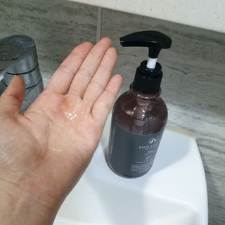 마리앤루이펫샴푸 [mari and louie pet shampoo] — 5점을 준 리뷰어가 2021년 6월 올린 사용 사진