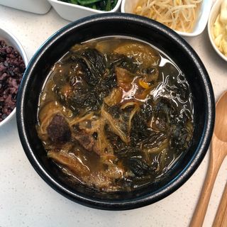 요리반상회 용문해장국 2팩 + 뚝배기 1개 — 4.5점을 준 리뷰어가 2021년 3월 올린 사용 사진