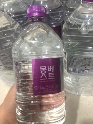 몽베스트 MONTBEST 1L 12입 — 5점을 준 리뷰어가 2022년 4월 올린 사용 사진