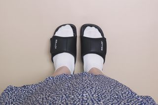 밸롭 칼로링 다이어트 지압슬리퍼 — 5점을 준 리뷰어가 2021년 5월 올린 사용 사진