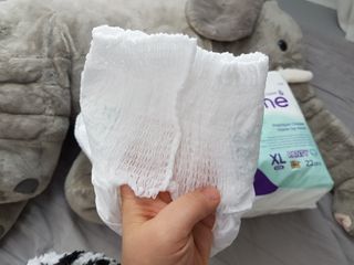 오브맘 밤 프리미엄 아기 기저귀 팬티형 밴드형 — 4점을 준 리뷰어가 2020년 12월 올린 사용 사진