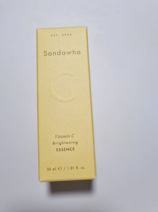 스킨큐어 산다화 비타민c 화이트닝 에센스 30ml — 5점을 준 리뷰어가 2023년 10월 올린 사용 사진