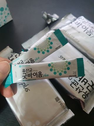 프리마인 유산균 국가지정연구소 선정, 살아있는 생유산균 200억 마리의 힘. 유산균n굿바이옴플러스 — 5점을 준 리뷰어가 2021년 12월 올린 사용 사진
