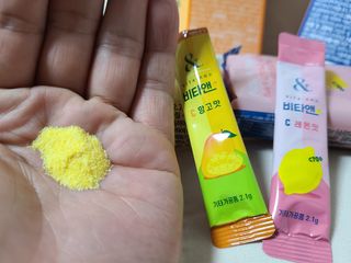 비타앤C 레몬맛, 망고맛 — 5점을 준 리뷰어가 2021년 4월 올린 사용 사진