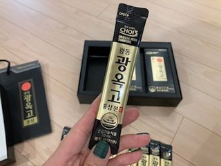 [광동제약] 광동 광옥고 홍삼 본 30포+쇼핑백 증정 — 5점을 준 리뷰어가 2021년 12월 올린 사용 사진