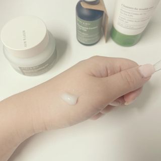 마리엔메이 센서티브 수딩 젤 크림 + 어성초 티트리 추출물 세럼 + 어성초 티트리 모공 클렌징 폼 — 5점을 준 리뷰어가 2021년 8월 올린 사용 사진