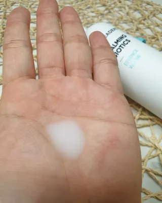 리더스코스메틱 리더스 카밍 바이오틱스 에센스 워터 — 5점을 준 리뷰어가 2021년 10월 올린 사용 사진