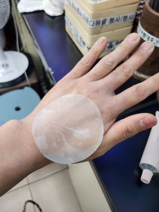캄프 미스티 포레스트 퍼퓸드 핸드 크림, 향수 핸드 크림 ｜ 캄프 풋귤 플루이드 카밍패드 — 5점을 준 리뷰어가 2024년 6월 올린 사용 사진