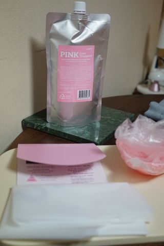 [유니프] 헤어 샤이니 핑크 컬러 트리트먼트 500g — 5점을 준 리뷰어가 2023년 12월 올린 사용 사진