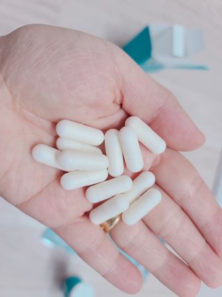 메디타민 인체유래 비피더스 포스트 프로바이오틱스 — 5점을 준 리뷰어가 2021년 1월 올린 사용 사진