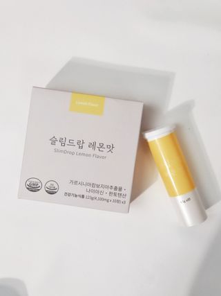 [슬림드랍 레몬맛] 건기식 다이어트 보조제 겸 비타민 — 5점을 준 리뷰어가 2022년 1월 올린 사용 사진