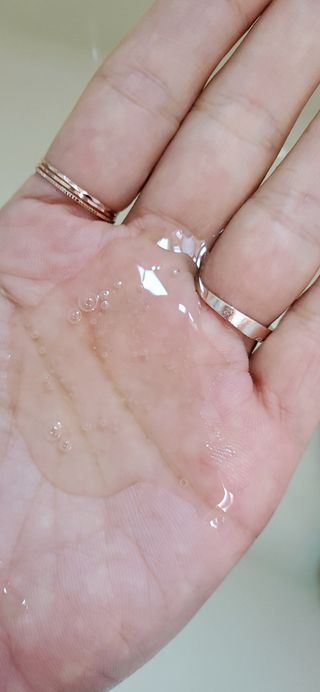 [바디홈즈] 골드 마유 샴푸 — 5점을 준 리뷰어가 2021년 11월 올린 사용 사진