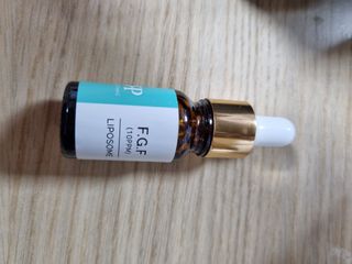 랑팡 EGF+FGF 10ppm 리포좀 앰플 원액 10ml — 5점을 준 리뷰어가 2021년 11월 올린 사용 사진
