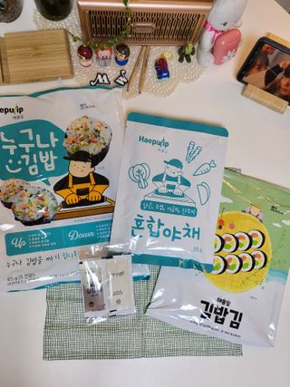 해풀잎 누구나 김밥*1ea [(혼합야채 35g *1ea,  김밥김 (5g, 5ea),  양념간장 (6g, 5ea), 참기름(5g, 2ea)] — 5점을 준 리뷰어가 2022년 7월 올린 사용 사진
