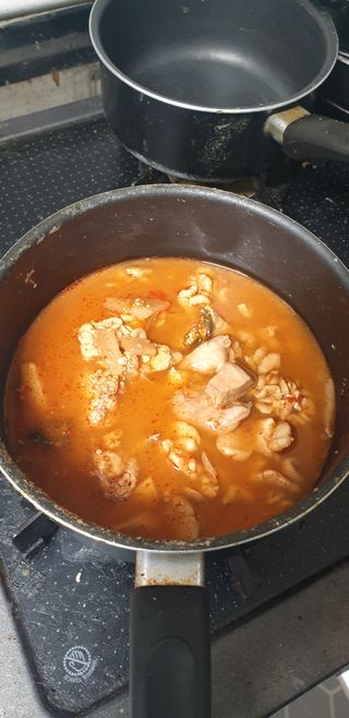 소담스퀘어 상암 궁중해물탕조씨집 백년가게 조씨집 팔뚝탕1인분550g — 3.5점을 준 리뷰어가 2022년 12월 올린 사용 사진