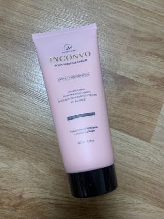 오투에니원 인컨보 바디 퍼퓸 크림 200ml — 5점을 준 리뷰어가 2023년 2월 올린 사용 사진
