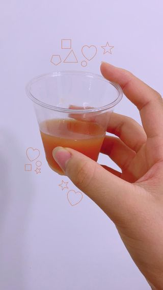 자연에온 핑크 자몽 착즙 100mL 10개입 1BOX +가 득담은 자몽 콜라겐 젤리스틱 1BOX — 4.5점을 준 리뷰어가 2021년 7월 올린 사용 사진