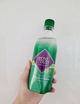 몽베스트 Montbest with Sparkling water Lime20병 — 3.5점을 준 리뷰어가 2021년 10월 올린 사용 사진