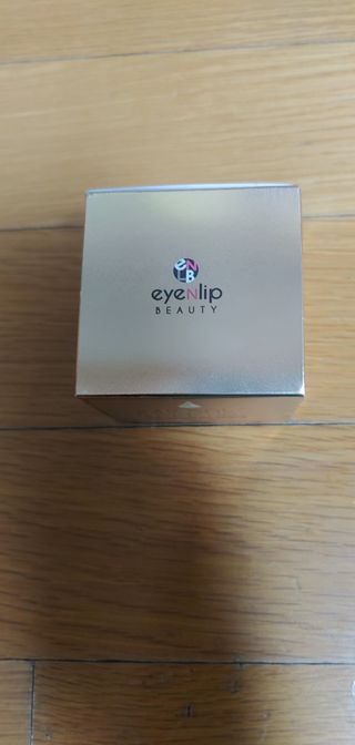 아이앤립 / EYENLIP 아이앤립 24K 골드 N 펩타이드 앰플 크림 — 5점을 준 리뷰어가 2021년 7월 올린 사용 사진