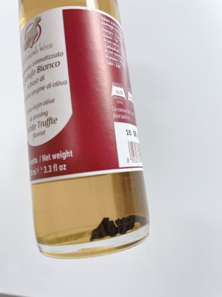 [딜리셔스코드] 타르투피 알레산드로 로시 트러플 소금 100g +트러플 오일 100ml set — 4점을 준 리뷰어가 2022년 5월 올린 사용 사진