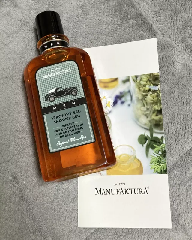 체코 비건화장품 마뉴팍투라 맨즈 샤워젤 (300ml) 리뷰 사진
