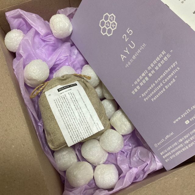 AYU25[아유트웬티파이브]다마스크로즈워터 베이스 천연 수분 촉촉 크림 리뷰 사진
