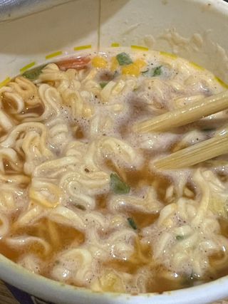 NISSIN 닛신 컵누들  4종 - 씨푸드오리지날, 씨푸드 스파이시, 씨푸드 커리, 씨푸드 XO소스 — 5점을 준 리뷰어가 2023년 1월 올린 사용 사진