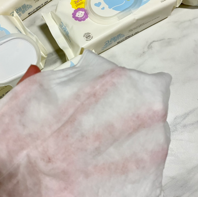 고래를 구하는 물티슈 리뷰 사진