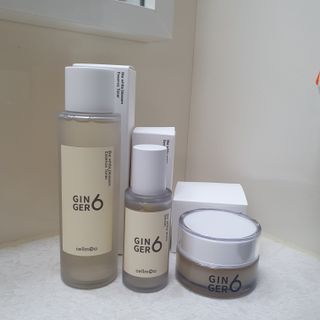 GINGER6 라이크 화이트 블라썸 에센스 토너 — 5점을 준 리뷰어가 2021년 11월 올린 사용 사진