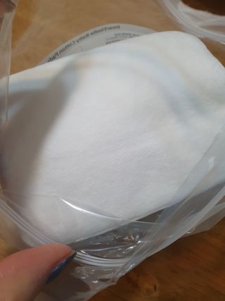 디어엘로디 프리미엄 유기농 베이비 솜티슈 40매 3 + 1 PACK — 5점을 준 리뷰어가 2021년 2월 올린 사용 사진